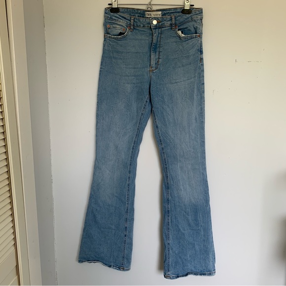 ZARA HIGH WAISTED BLUE BELL BOTTOM JEANS - Picture 8 of 8